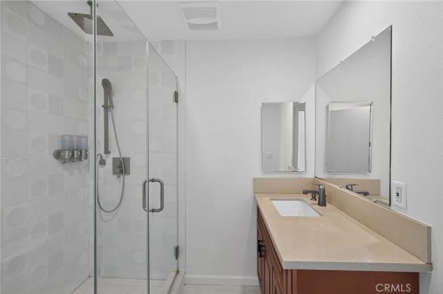 5130 W 1st E, Santa Ana, CA 92703