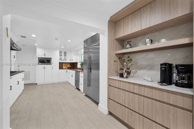 145 Bal Bay Drive, Bal Harbour, FL 33154