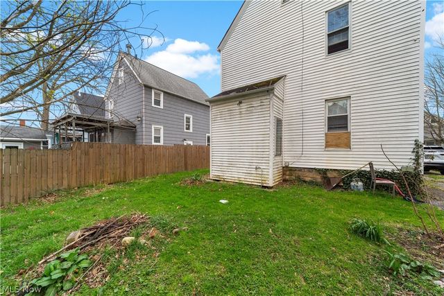 237 Wooster Street, Elyria, OH 44035