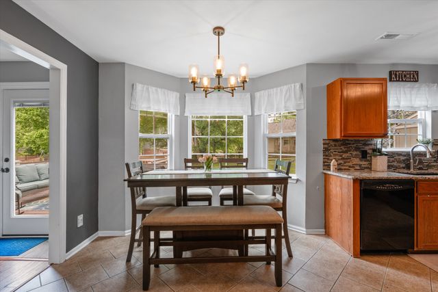 2128 Kenowick Ct, Spring Hill, TN 37174