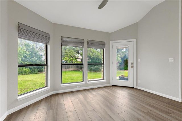 103 Ajuga CT, Lakeway, TX 78734