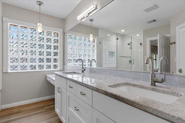 103 Ajuga CT, Lakeway, TX 78734