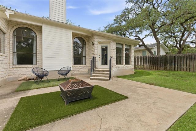 103 Ajuga CT, Lakeway, TX 78734