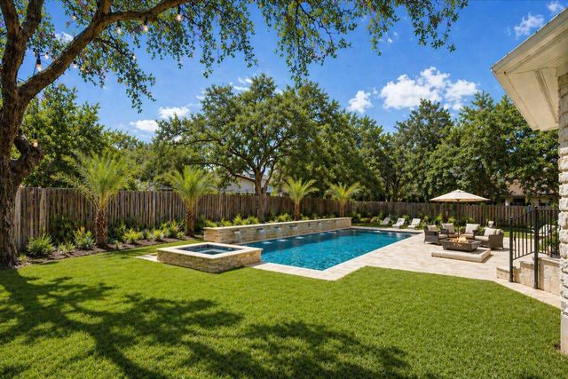 103 Ajuga CT, Lakeway, TX 78734