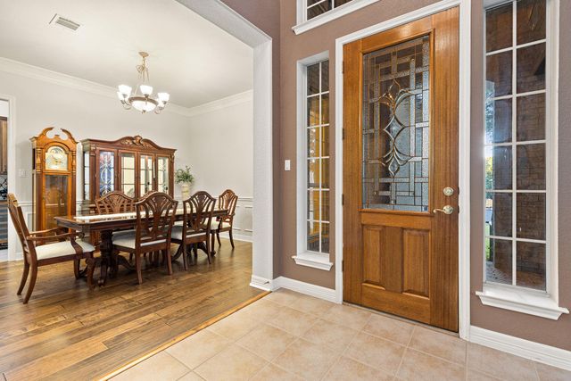 908 Golden Bear CV, Round Rock, TX 78664