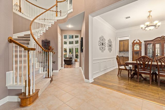 908 Golden Bear CV, Round Rock, TX 78664