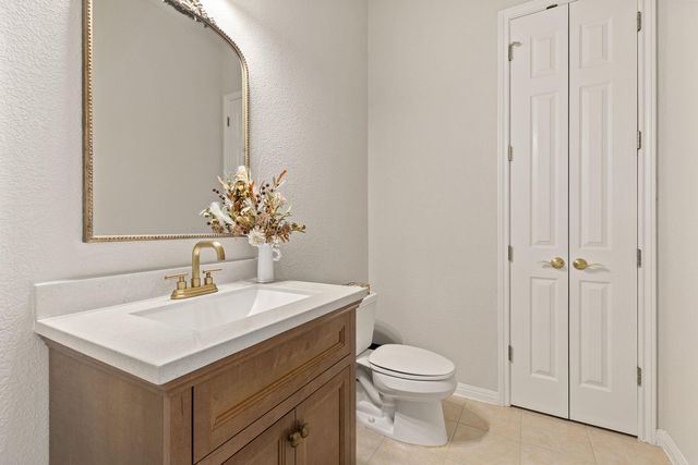 908 Golden Bear CV, Round Rock, TX 78664