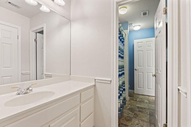 908 Golden Bear CV, Round Rock, TX 78664