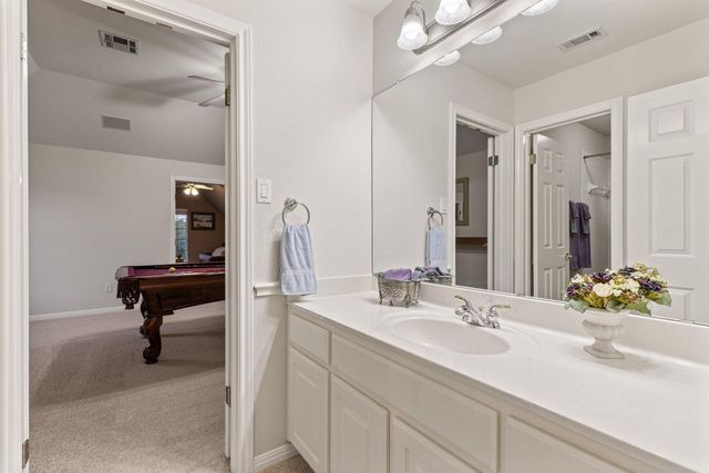 908 Golden Bear CV, Round Rock, TX 78664