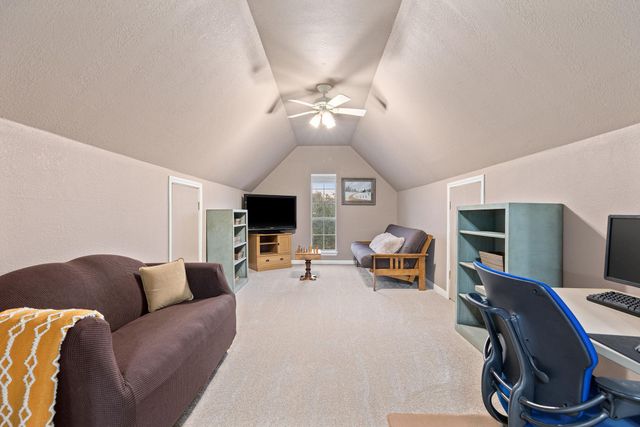 908 Golden Bear CV, Round Rock, TX 78664