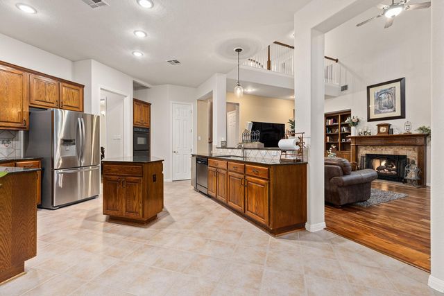 908 Golden Bear CV, Round Rock, TX 78664