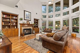 908 Golden Bear CV, Round Rock, TX 78664