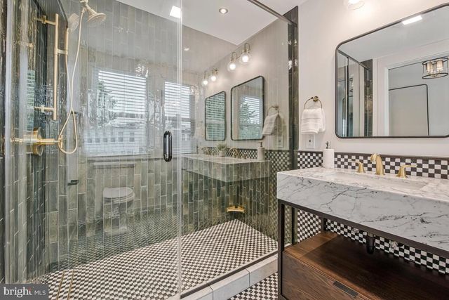 837 DECATUR ST NW, Washington, DC 20011