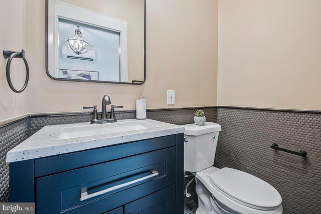 837 DECATUR ST NW, Washington, DC 20011