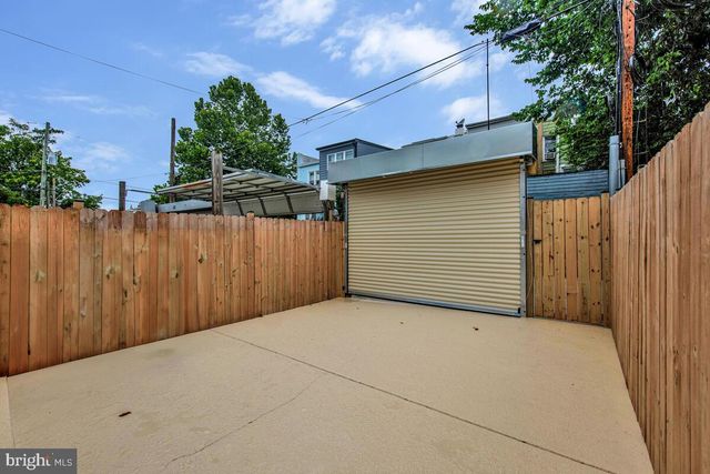 837 DECATUR ST NW, Washington, DC 20011