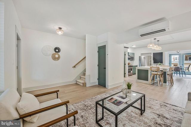 837 DECATUR ST NW, Washington, DC 20011