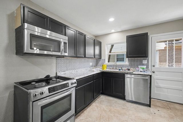 2319 Glengariff Drive, Dallas, TX 75228