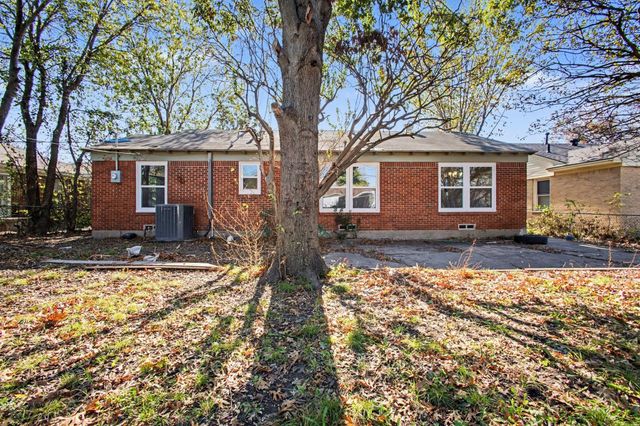 2319 Glengariff Drive, Dallas, TX 75228