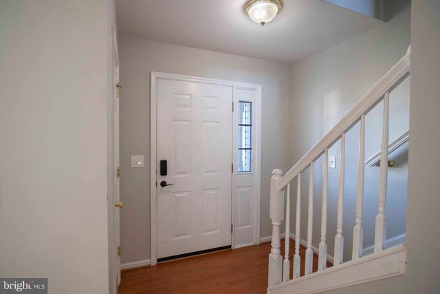 251 THAYERS GULL DR, Martinsburg, WV 25405