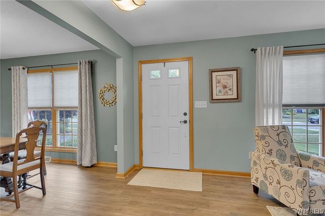 2325 Winterberry Drive, Hamburg, NY 14085