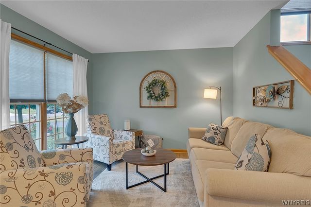 2325 Winterberry Drive, Hamburg, NY 14085
