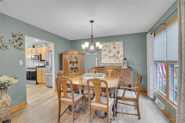 2325 Winterberry Drive, Hamburg, NY 14085