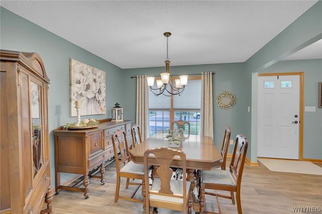 2325 Winterberry Drive, Hamburg, NY 14085