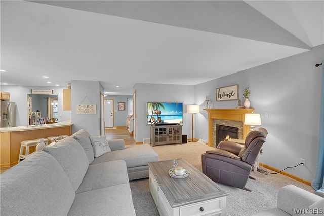 2325 Winterberry Drive, Hamburg, NY 14085