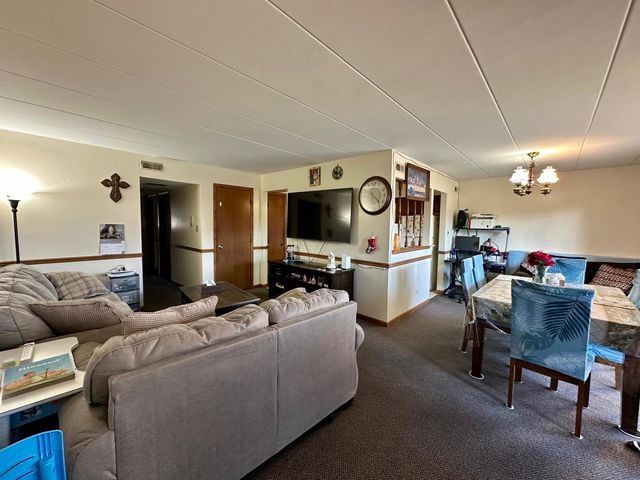 7304 Evergreen Drive 2B, Orland Park, IL 60462