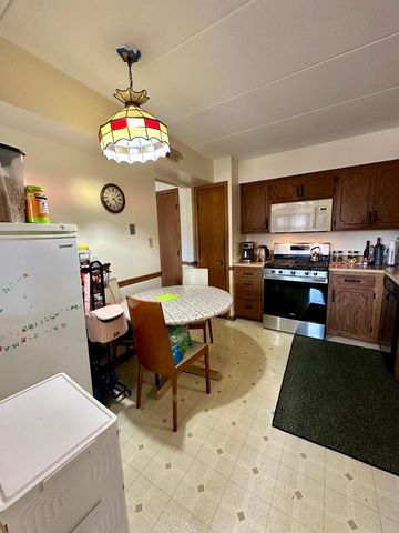 7304 Evergreen Drive 2B, Orland Park, IL 60462