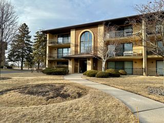 7304 Evergreen Drive 2B, Orland Park, IL 60462