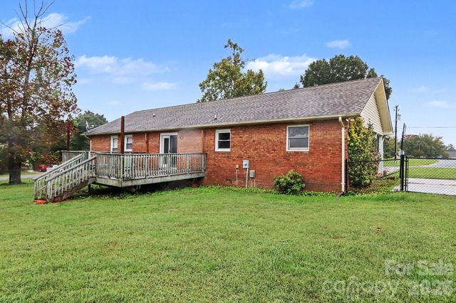 2040 London Road, Mooresville, NC 28115
