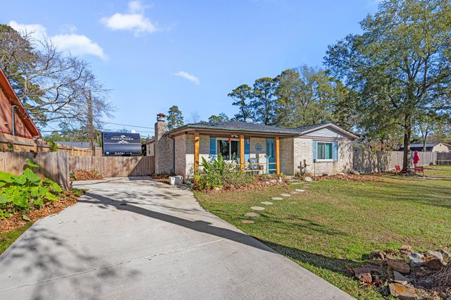 227 Glencroft Court, Huffman, TX 77336