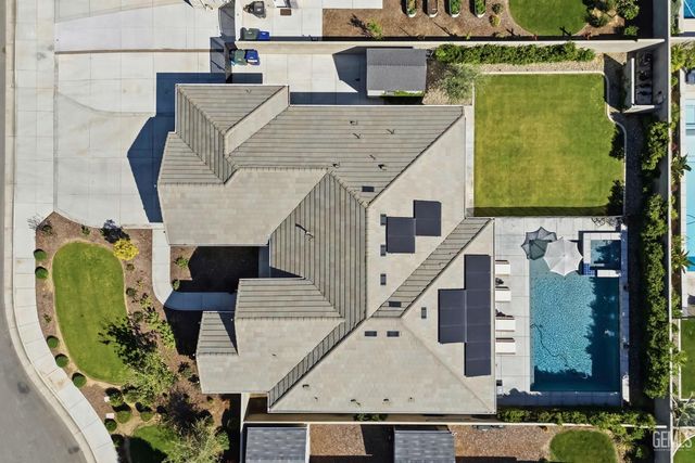 8809 Dromana Court, Bakersfield, CA 93314