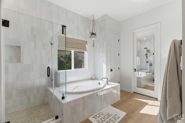 8809 Dromana Court, Bakersfield, CA 93314