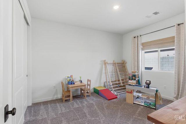 8809 Dromana Court, Bakersfield, CA 93314