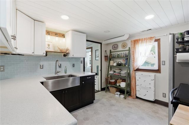 245 Illinois Street, Lawrence, KS 66044