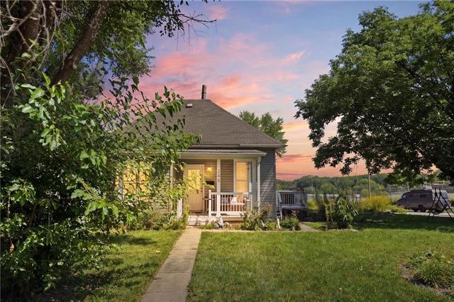 245 Illinois Street, Lawrence, KS 66044
