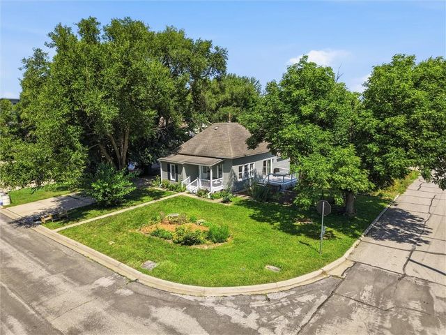 245 Illinois Street, Lawrence, KS 66044