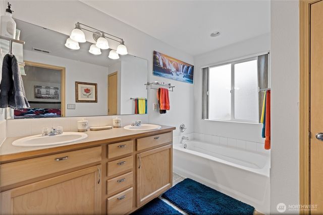 7230 178th Street E, Puyallup, WA 98375