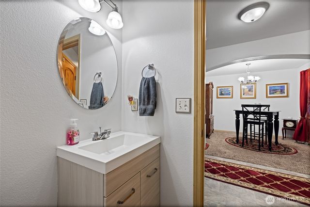 7230 178th Street E, Puyallup, WA 98375