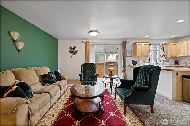 7230 178th Street E, Puyallup, WA 98375