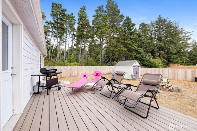 1225 204th Lane, Ocean Park, WA 98640