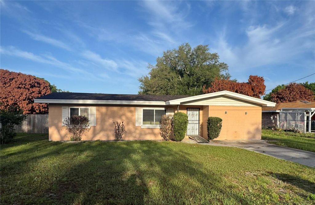 729 CRESTWOOD DRIVE, Winter Haven, FL 33881