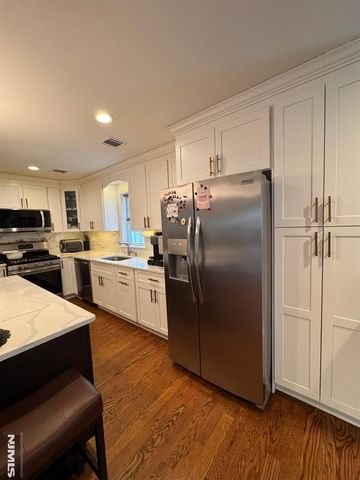 258 Hirliman Road, Englewood, NJ 07631