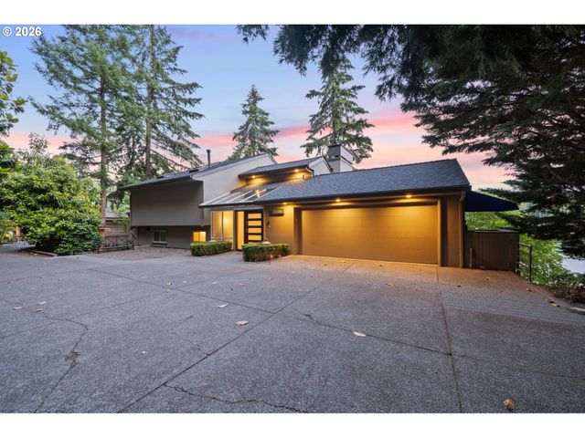 2236 SUMMIT Ct, Lake Oswego, OR 97034