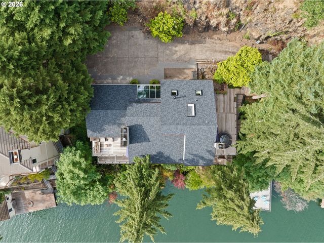 2236 SUMMIT Ct, Lake Oswego, OR 97034