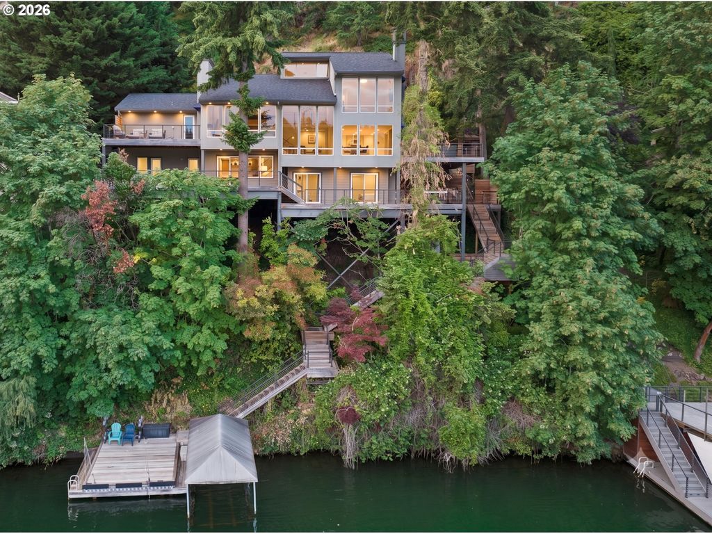 2236 SUMMIT Ct, Lake Oswego, OR 97034