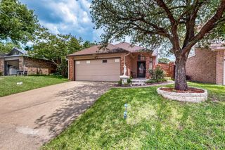 208 Lydia Circle, Irving, TX 75060