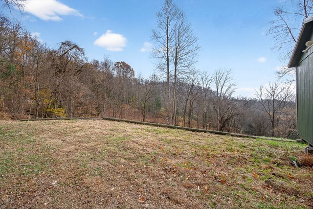 4187 Gladdice Hwy, Gainesboro, TN 38562